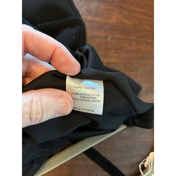 0205 LBD EUC Size 10 Princess Polly XX spaghetti strap little black dress - Picture 11 of 11